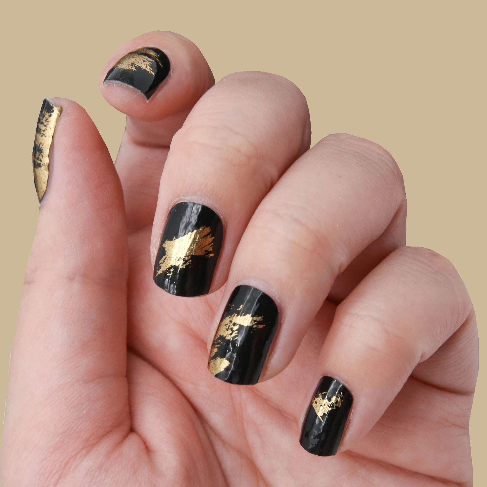 Black & Gold - WrapIt Nails